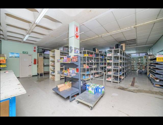 648M² WAREHOUSE FOR SALE IN GLENWOOD